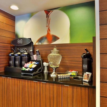 Fairfield Inn Энн-Арбор Экстерьер фото