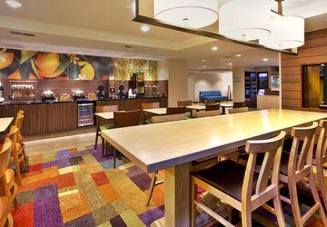 Fairfield Inn Энн-Арбор Экстерьер фото