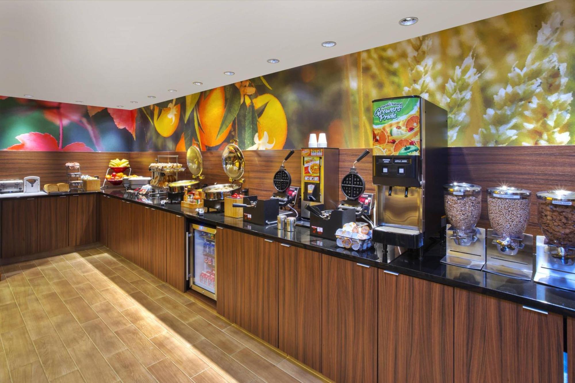 Fairfield Inn Энн-Арбор Экстерьер фото